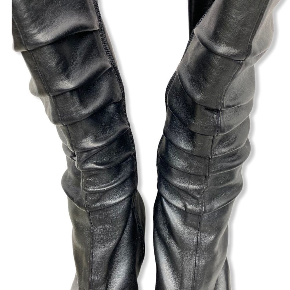 Me Too Black Zip Boots size 7.5 - Picture 3 of 8